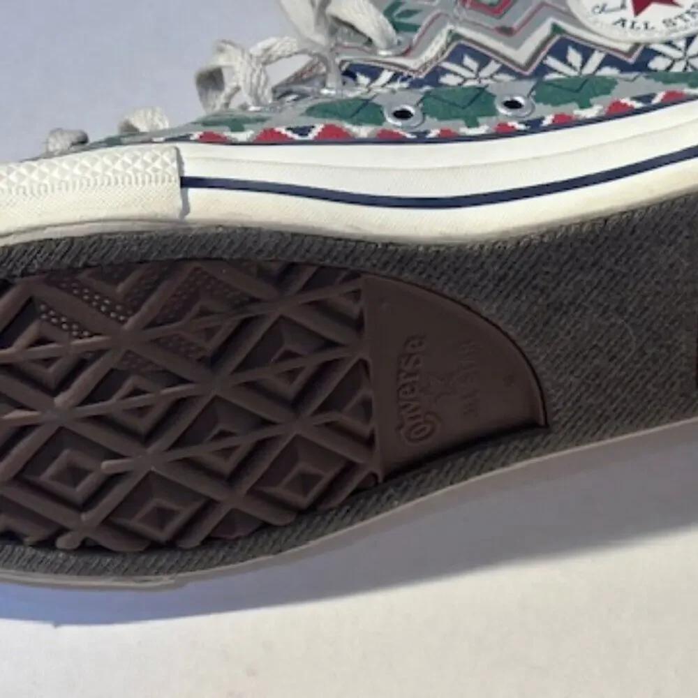Converse Chuck Taylor All Star High Top Holiday Sweater Christmas Print Mens 6 - Picture 6 of 9